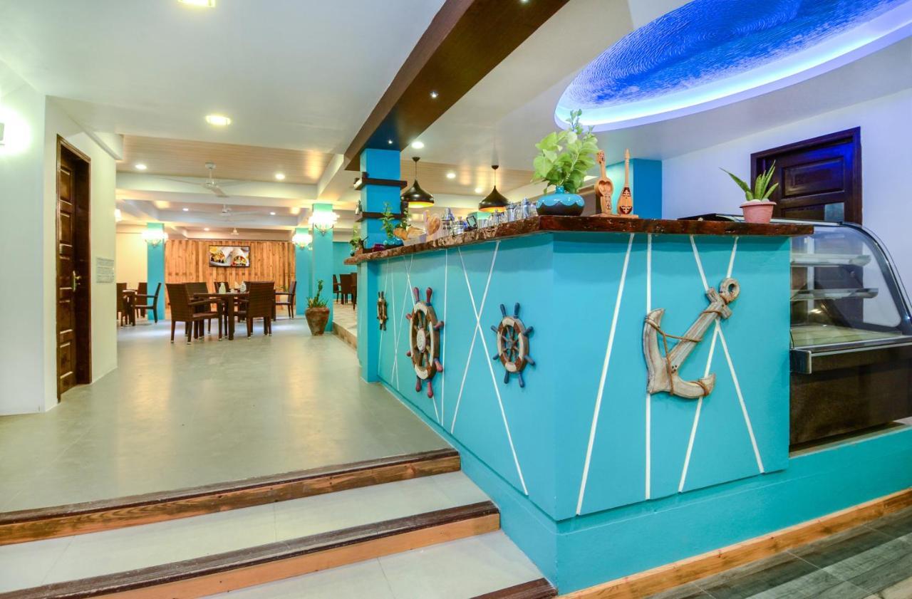 Aquzz Hotel & Spa - Maldives Maafushi Eksteriør billede
