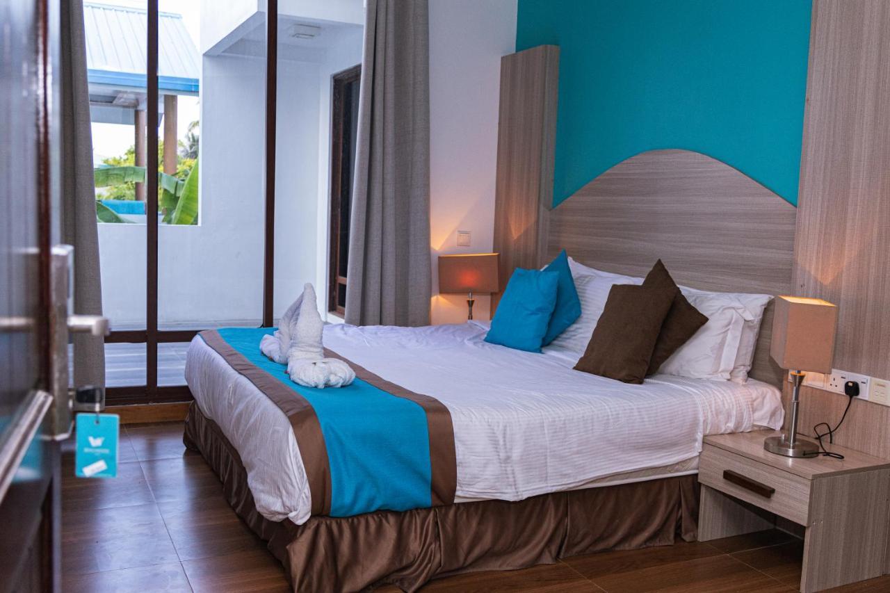 Aquzz Hotel & Spa - Maldives Maafushi Eksteriør billede