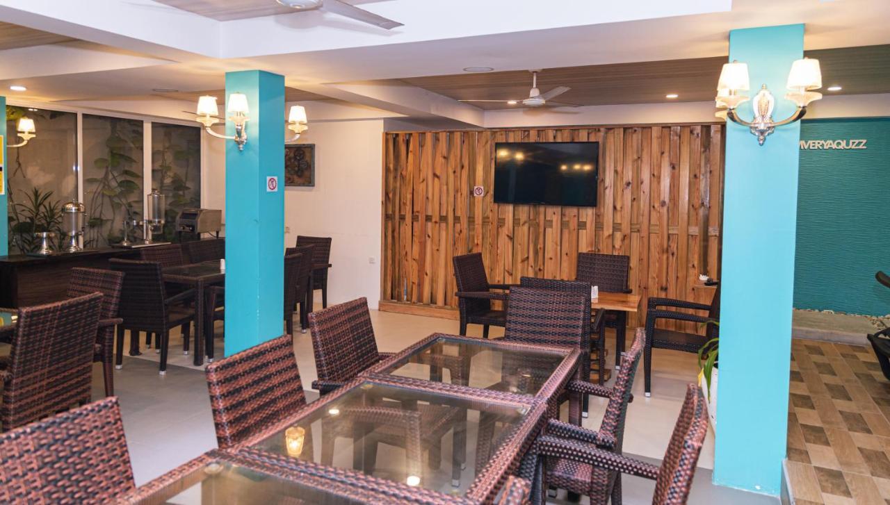 Aquzz Hotel & Spa - Maldives Maafushi Eksteriør billede