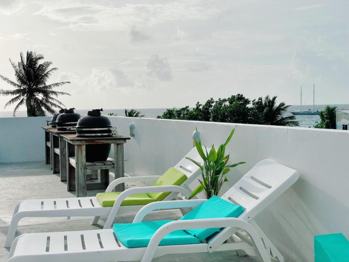 Aquzz Hotel & Spa - Maldives Maafushi Eksteriør billede