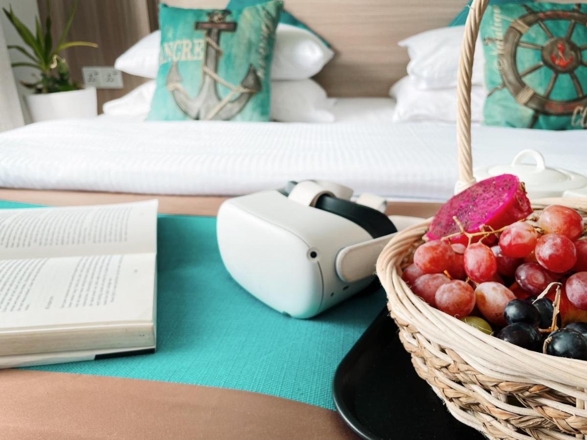 Aquzz Hotel & Spa - Maldives Maafushi Eksteriør billede